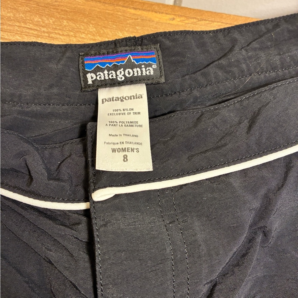 Patagonia Women's boardie skort with removable skirt or shorts - Picture 8 of 9